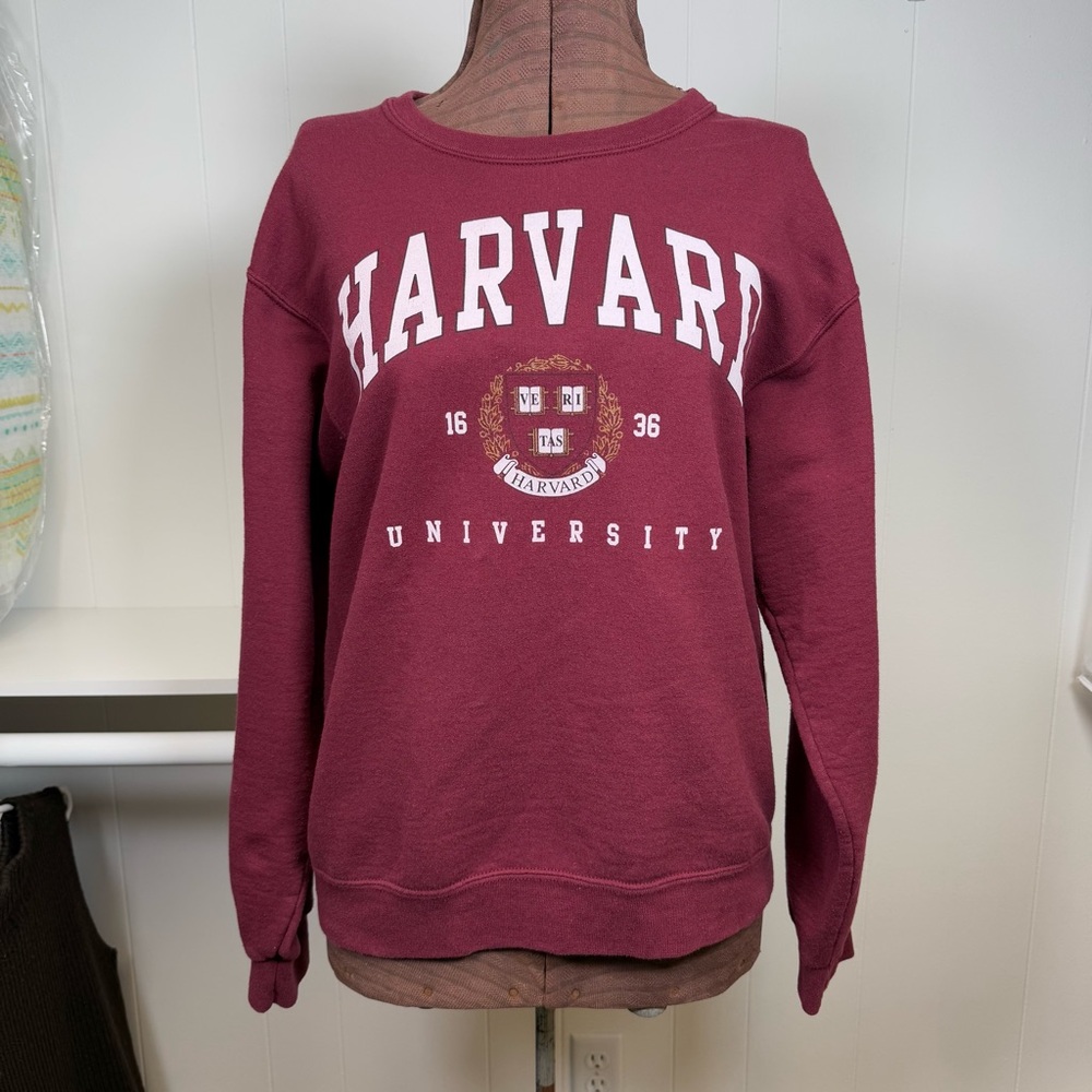 Vintage Maroon Harvard University Sweatshirt Size Medium